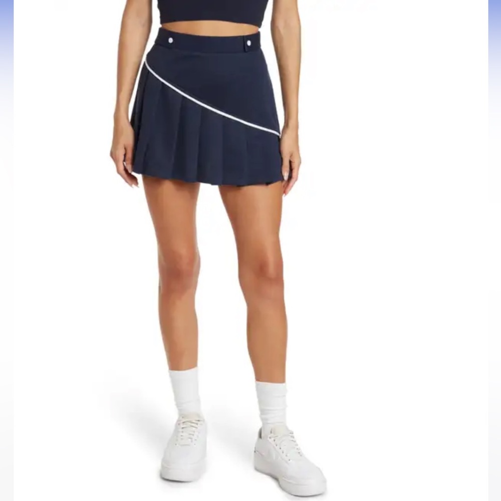 NWT Elodie tennis skirt